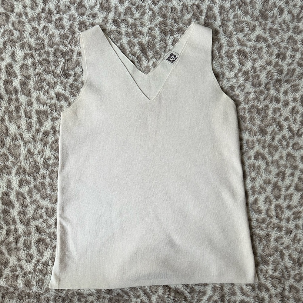 Anne KleinElegant Cream Sleeveless Top